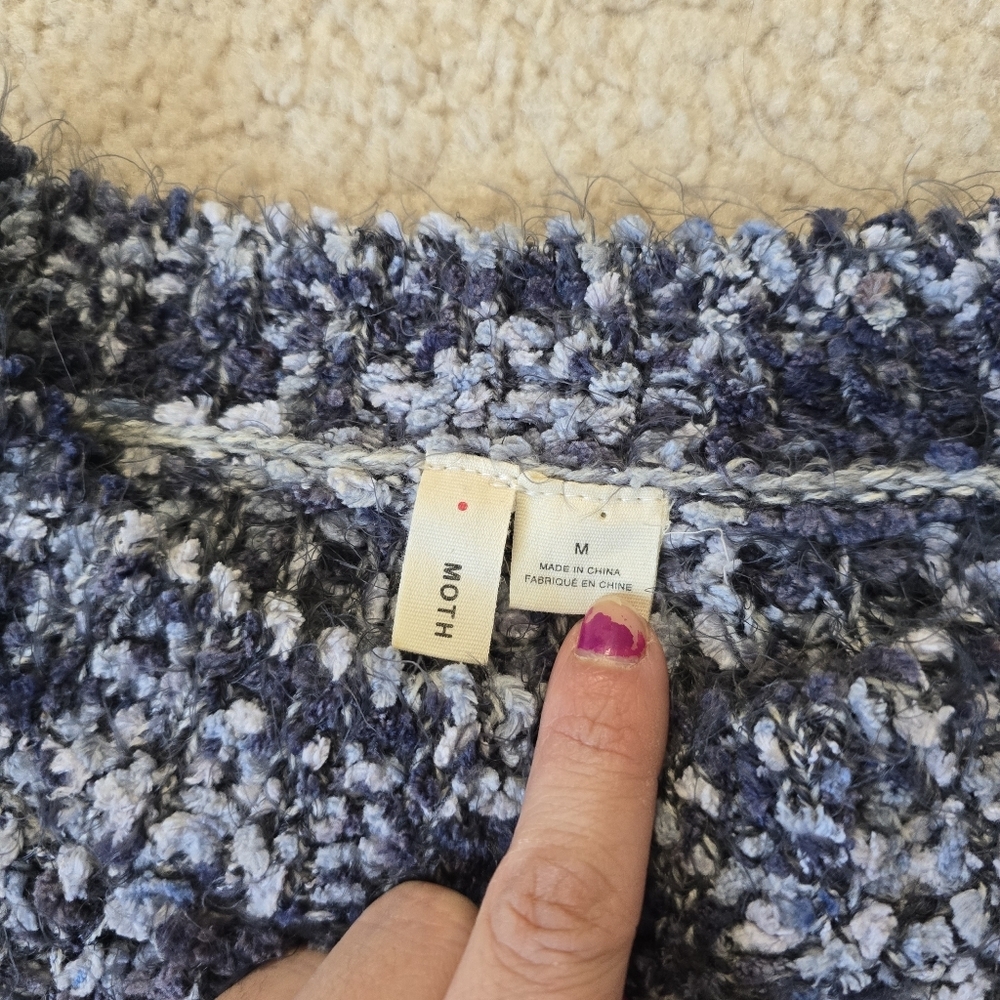 Moth Anthropologie Long Puff Sleeve Fuzzy Sweater Size Medium - Picture 6 of 8